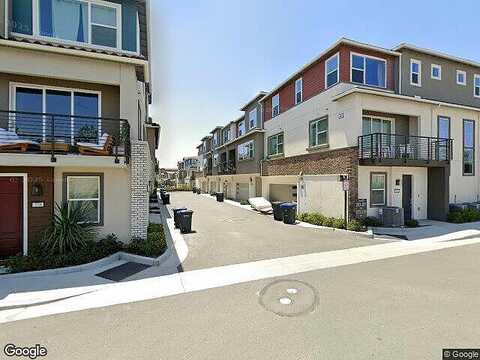 Carmona, LAKE FOREST, CA 92630