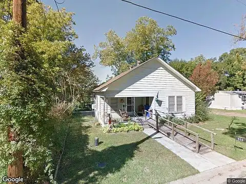 Allen St, Gilmer, TX 75644