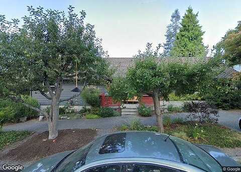 Bowdoin, SEATTLE, WA 98107