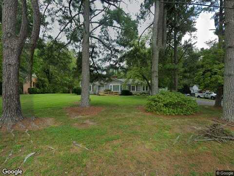 Broad, KENBRIDGE, VA 23944