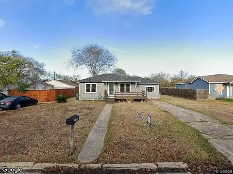 Tutt, TAFT, TX 78390