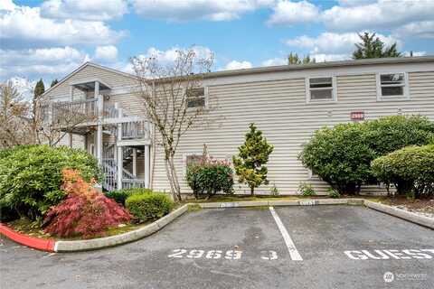 142Nd Place Se #8, Bellevue, WA 98007