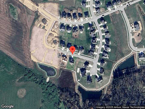 N66W25514 Beaver Creek Ln, Sussex, WI 53089