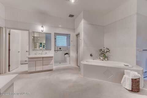 Coxe, HAZLETON, PA 18201