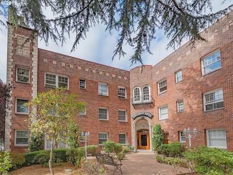 Ne Randall Ave, Portland, OR 97232