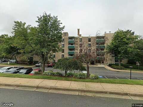 Leesburg Pike, Falls Church, VA 22041