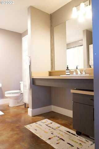 Nw Flanders St, Portland, OR 97209