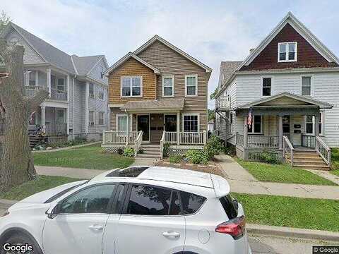 E Russell Ave, Milwaukee, WI 53207