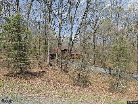 Dewberry Drive, Hawley, PA 18428