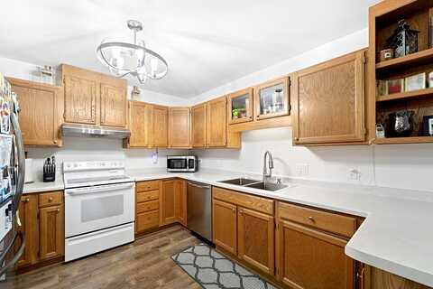 W Commerce Boulevard, Slinger, WI 53086