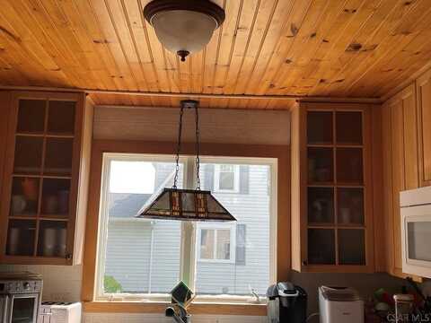 Bronx, JOHNSTOWN, PA 15905