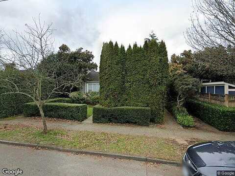 Fauntleroy Way Sw, Seattle, WA 98136