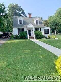 6Th, BLACKSTONE, VA 23824