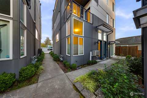 15Th Avenue S, Seattle, WA 98108