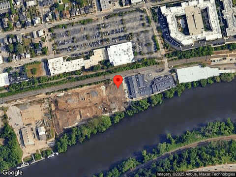Riverplace Drive, Conshohocken, PA 19428
