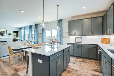 Brumby Trail, Woodbury, MN 55129