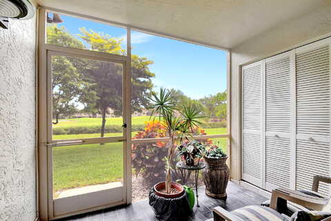 Lucerne Lakes Boulevard E, Lake Worth, FL 33467