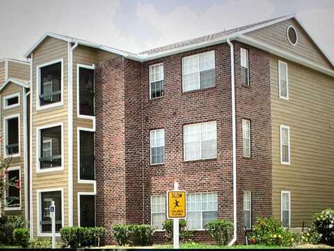 Perkinshire Lane, Orlando, FL 32822