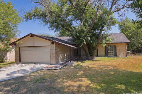 Cliffside Dr, Schertz, TX 78108