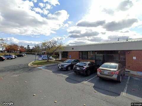 Acadia Road, Herndon, VA 20170