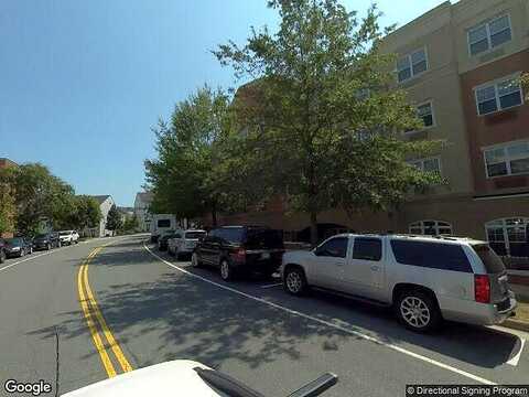 Lockwood Dr, Charlottesville, VA 22911