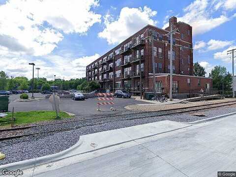 E Hennepin Avenue, Minneapolis, MN 55413