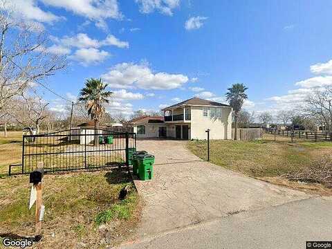 Wanda Way, Rosharon, TX 77583