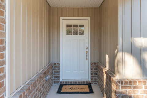 Sunshine Drive, Crestview, FL 32539