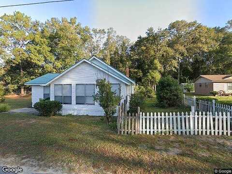 E Brock Avenue, Bonifay, FL 32425