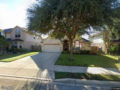 Cloverbrook Ln, Schertz, TX 78108