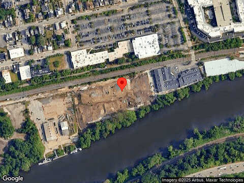 Riverplace Drive, Conshohocken, PA 19428