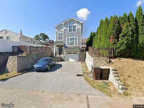 Pershing Street, Bridgeport, PA 19405