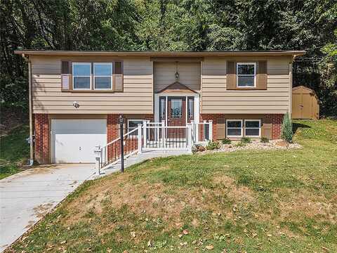 7Th St, Beaver, PA 15009