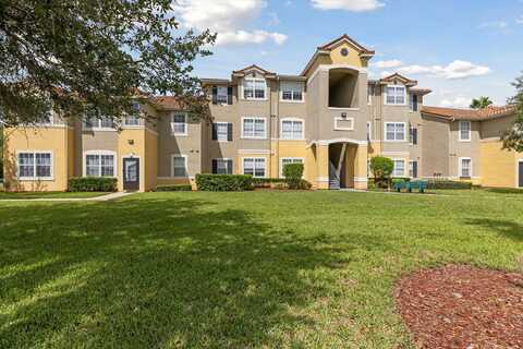 Star Rush Drive, Melbourne, FL 32940