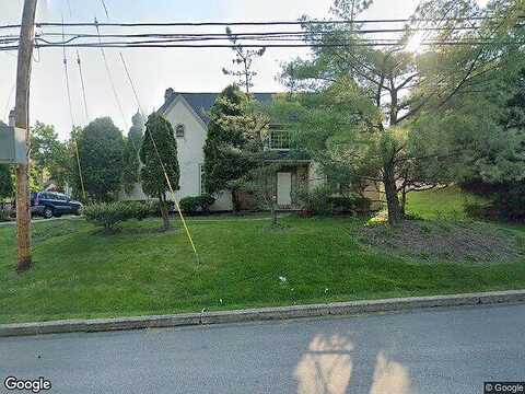 Brittany Lane, Bryn Mawr, PA 19010