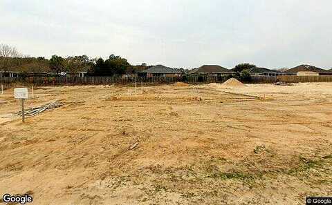 Lee Farm Blvd, Crestview, FL 32536