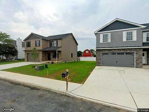 Palomino Drive, Catasauqua, PA 18032