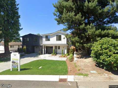 Ne 75Th Place, Kirkland, WA 98033