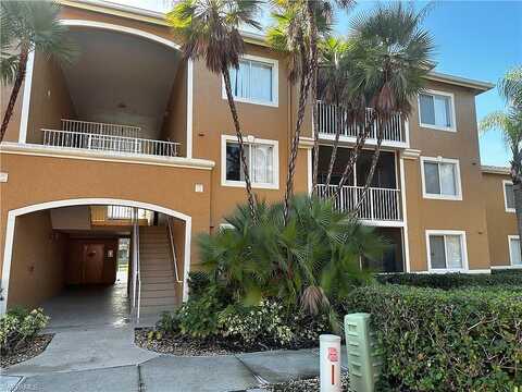Florida Club Cir, Naples, FL 34112