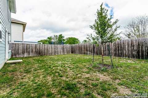 Mar Hl, Seguin, TX 78155