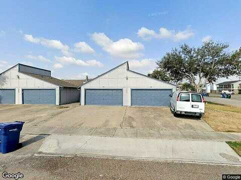 Kress Cir, Corpus Christi, TX 78413