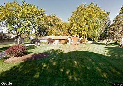 Country, PEWAUKEE, WI 53072