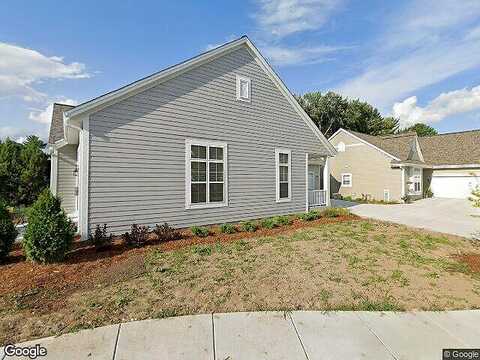 N63W23920 Terrace Dr, Sussex, WI 53089