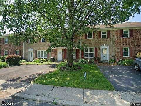 Portsmouth Court, Sellersville, PA 18960