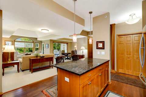 Greenhaven Drive, Burnsville, MN 55306