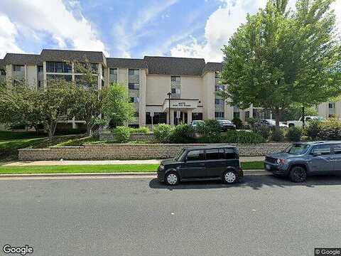 W 51St Street, Edina, MN 55424