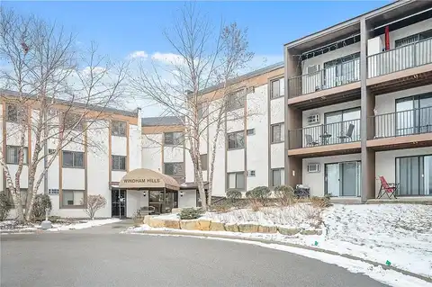 E Burnsville Parkway, Burnsville, MN 55337