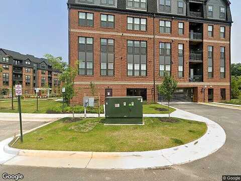 Fair Ridge Drive, Fairfax, VA 22033