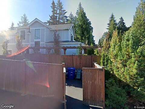 Se 14Th Court, Sammamish, WA 98075