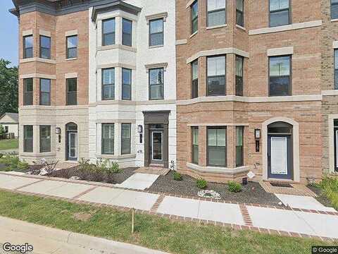 Pleasant Street Nw, Vienna, VA 22180
